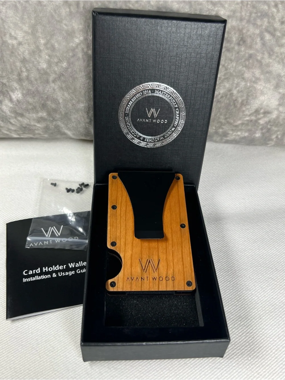 NIB AVANT WOOD CHERRY WOOD - CARD HOLDER METAL CLIP